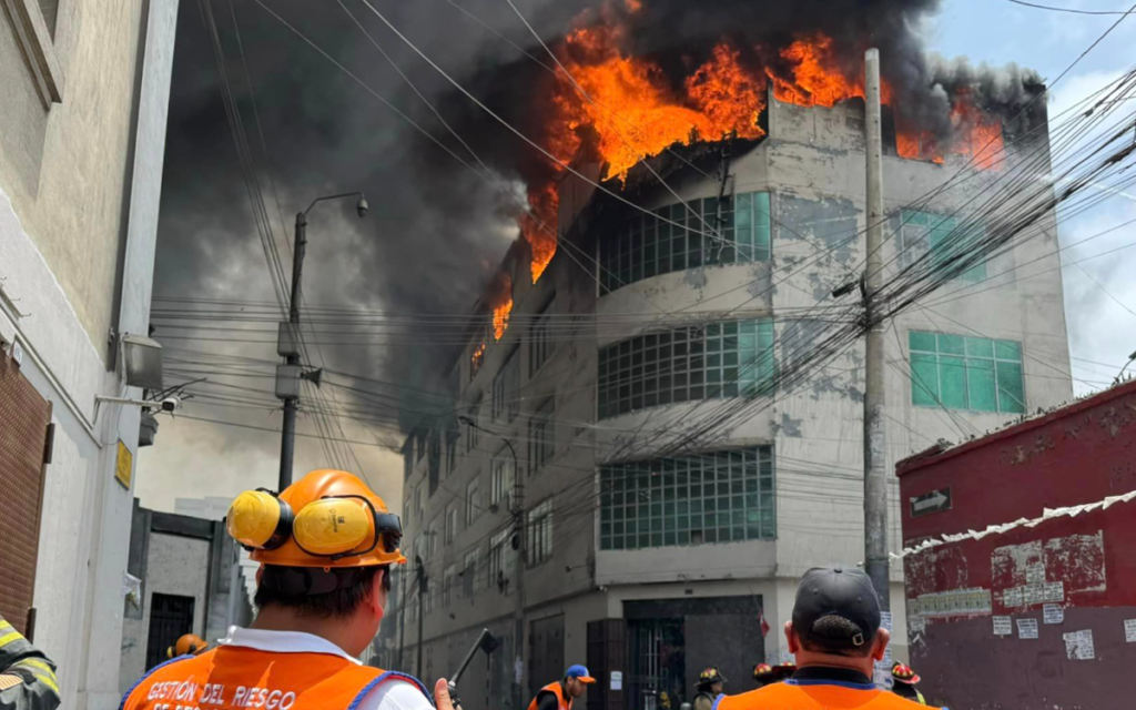 Incendio en Barrios Altos